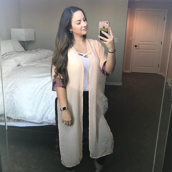 Peach & Maroon Aztec Maxi Duster - Picture 2 of 8